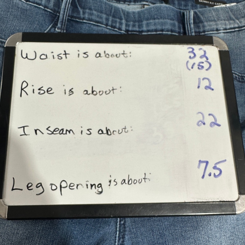 Judy Blue Women Size 15/32 Capri Skinny Fit Stretch Denim Blue Jeans Comfy Soft - Picture 7 of 8